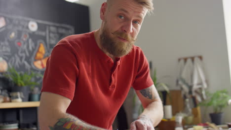 food blogger telling about dough on camera