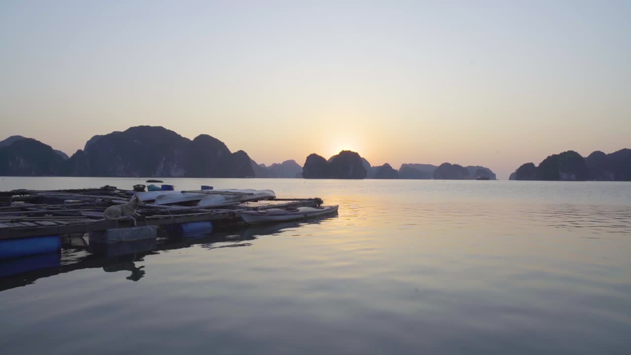 Sunrise at Ha Long Bay Vietnam. Dao Cat ba.