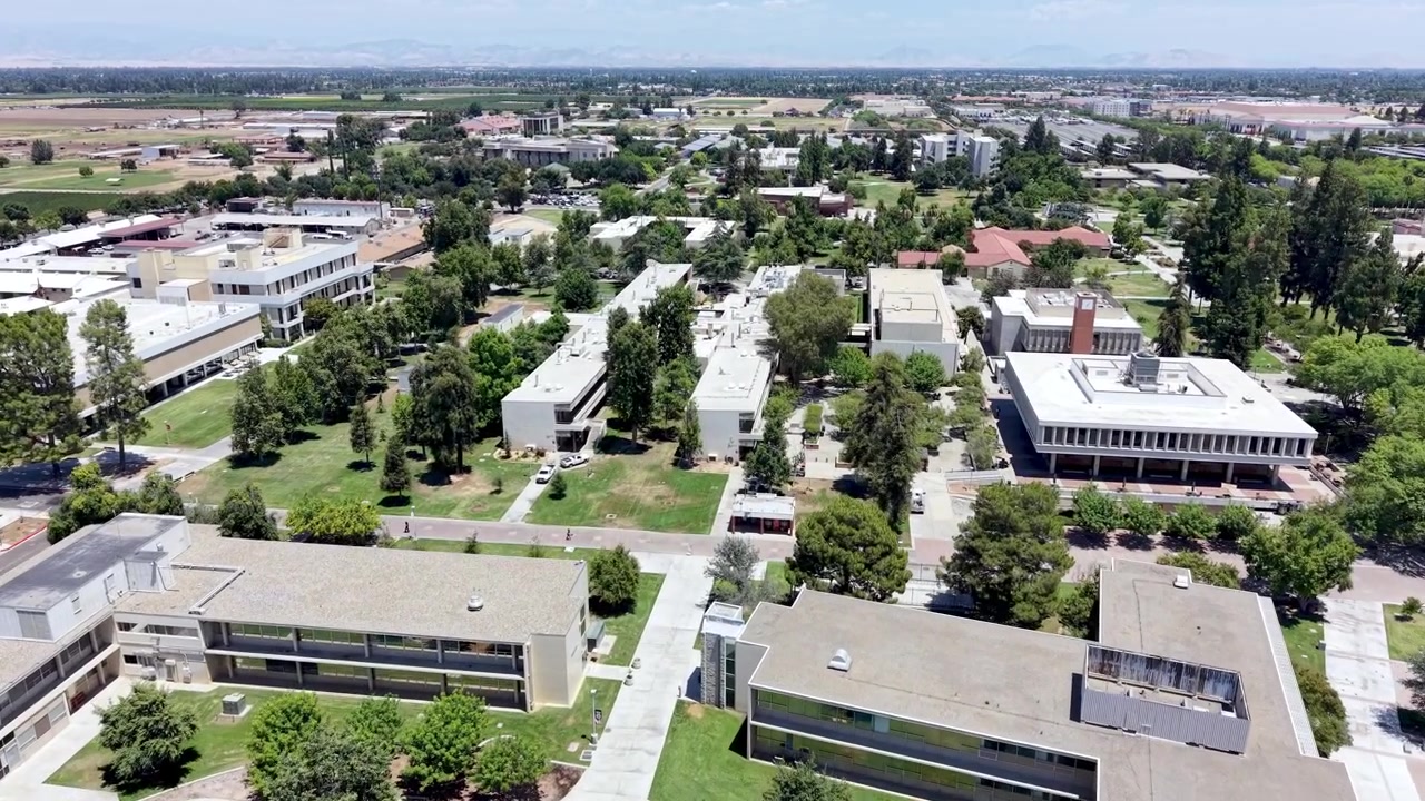 Vista aerea della Fresno State University a Fresno, California.