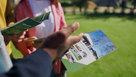 real estate brochure showing