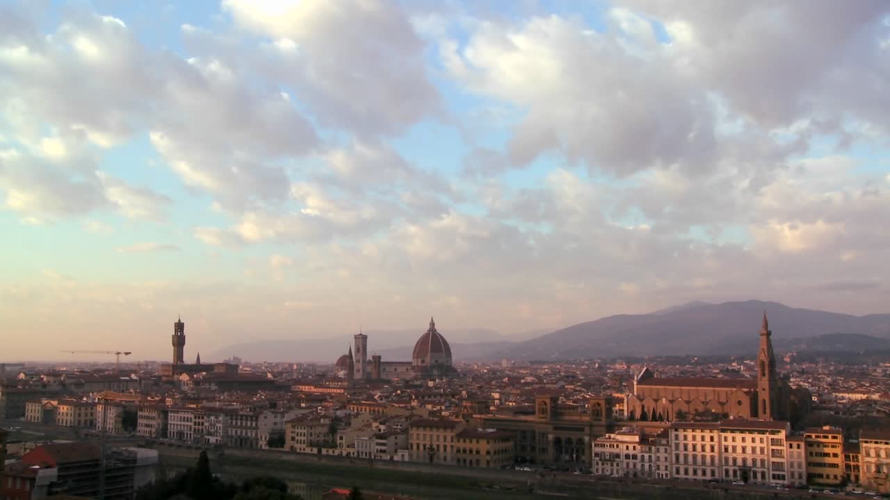 время облака движутся над флоренцией италия 1
