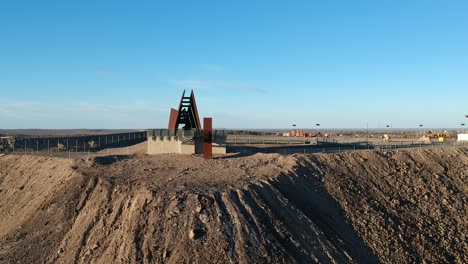 the line of lode which runs through the heart of broken hill