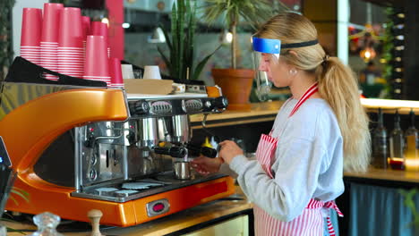 barista preparing coffee drinks