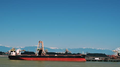 bulk container ship mooring: efficient handling at tsawwassen container terminal