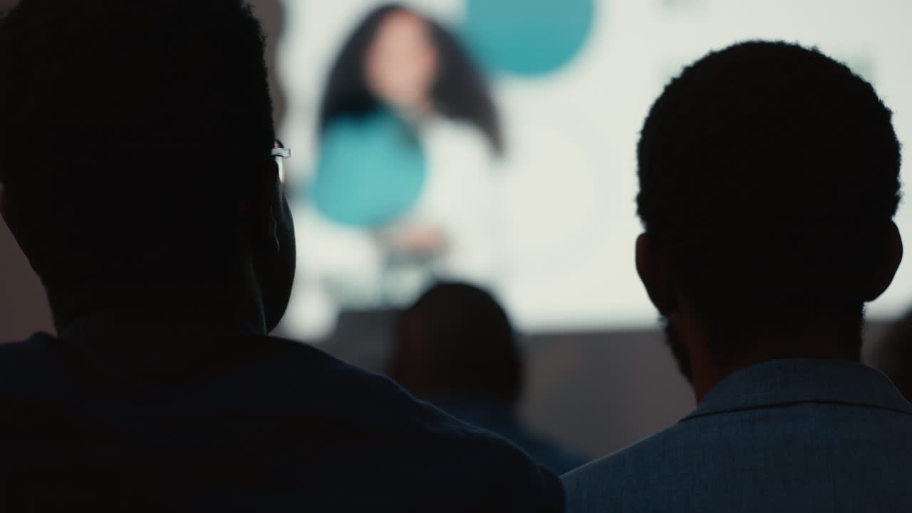 audiencia de presentación, oscuridad y negocios