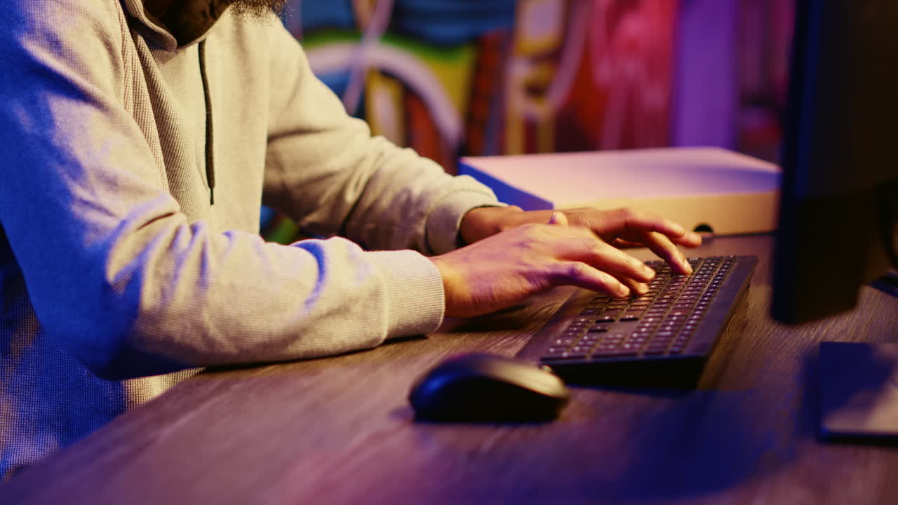 Hacker using VPN to mask online identity