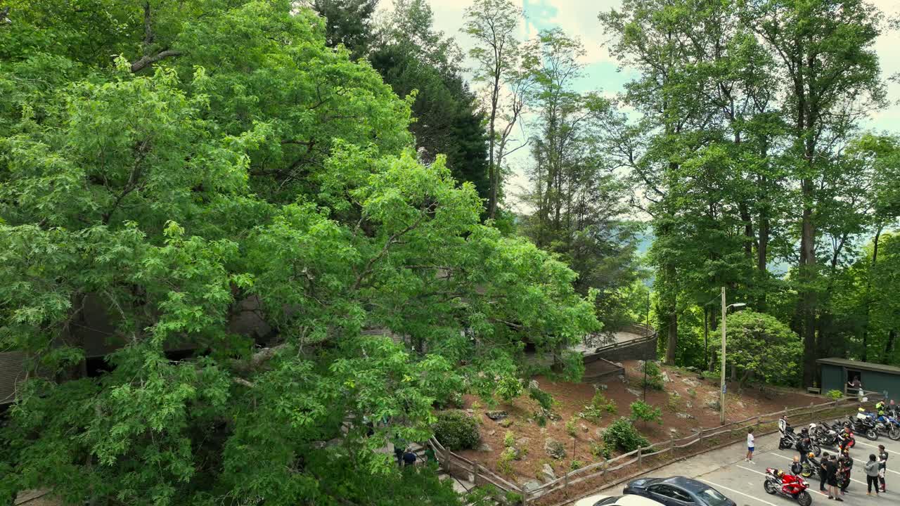 喬治亞州blood mountain的商店的空中圖片