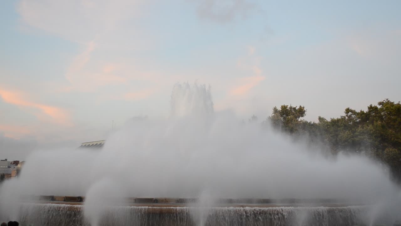 Espectáculo nocturno de la Fuente Mágica de Montjuic, Barcelona, España