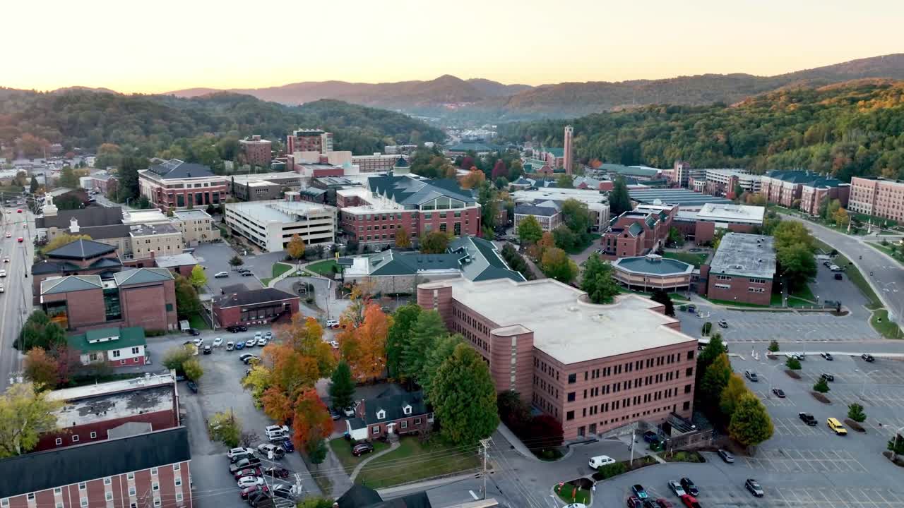 campus de la universidad estatal de los apalaches aéreos en boone nc, carolina del norte