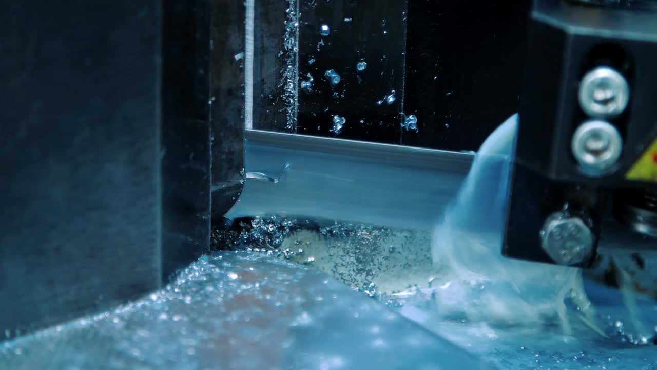 금속 가공 후의 금속  ⁇ 질