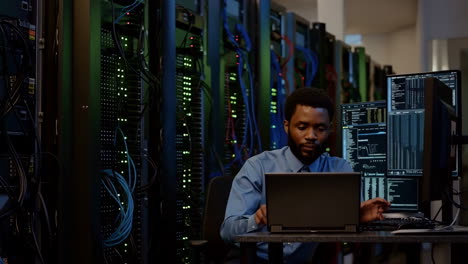 it professional working in a data center