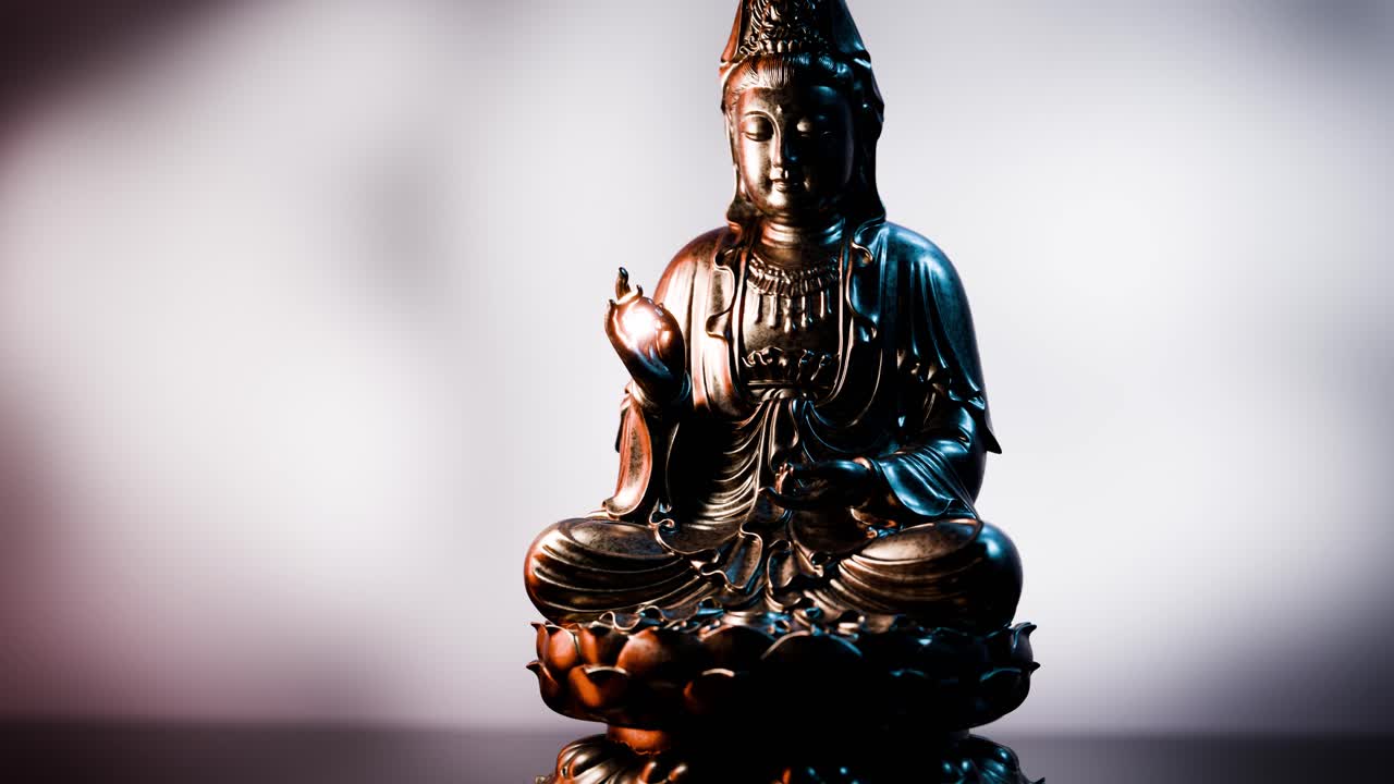 Statua di Buddha in bronzo in meditazione su base di loto