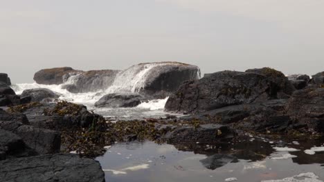 Irish-Sea-at-beach-on-Northern-Irish-coast,-County-Antrim-2