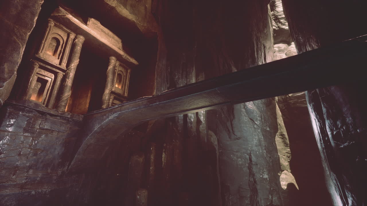 큰 동굴 안의 오래된 돌 다리