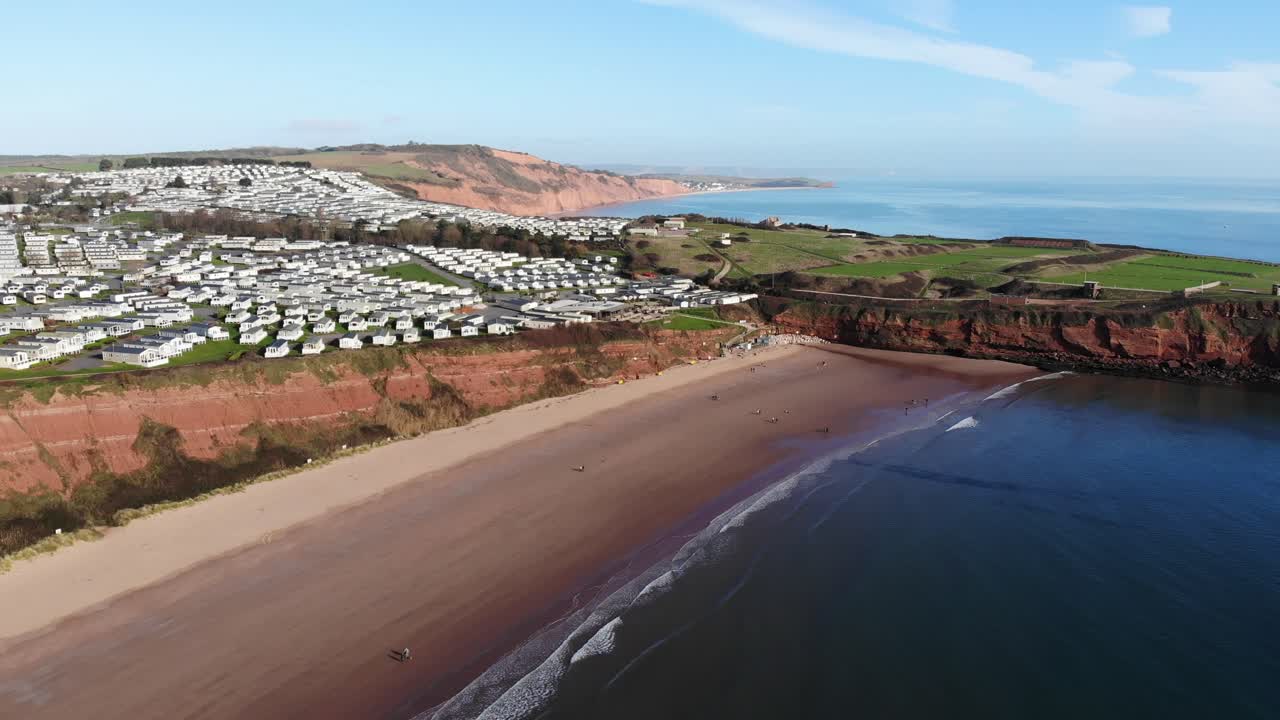 샌디 베이 엑스머스 데본 잉글랜드의 공중 상승 샷