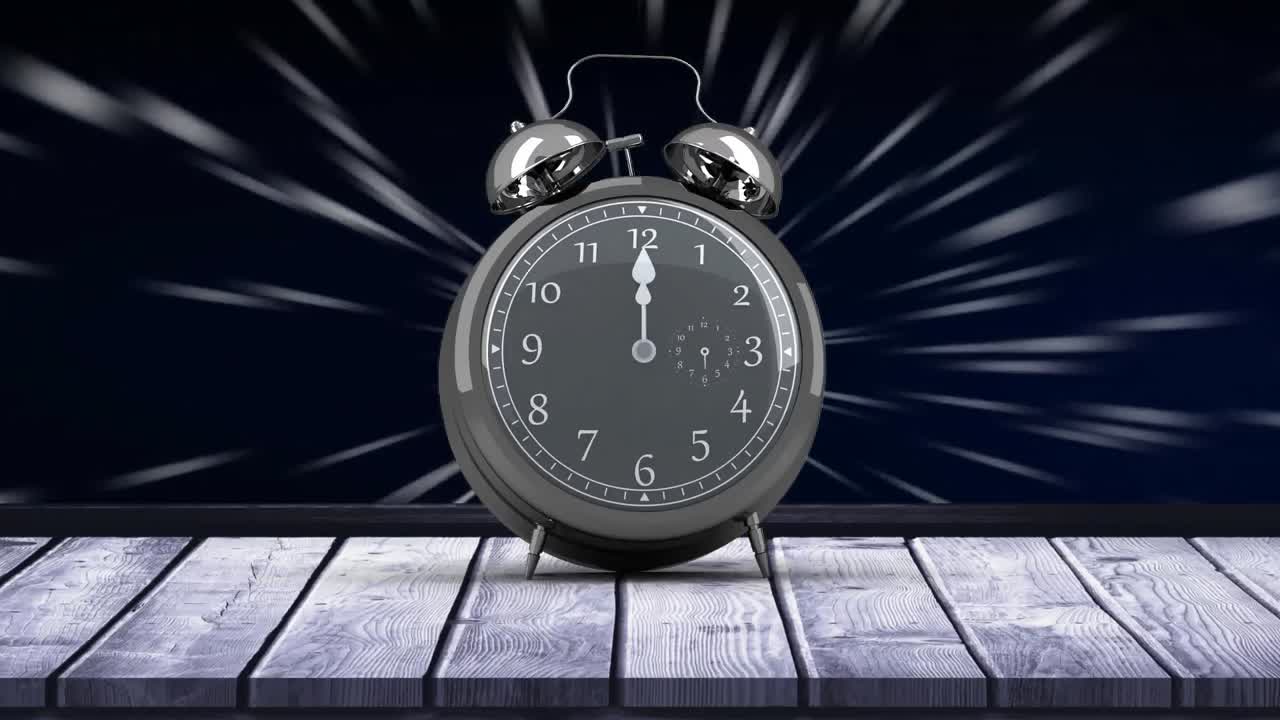 빈티지 알람 시계의 애니메이션이 빨리 움직이고 파란색 배경에 빛의 흔적으로 울리고 있습니다.