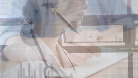 animación del procesamiento de datos sobre la doctora caucásica en el hospital