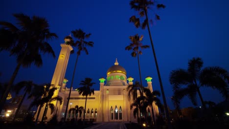 sultan omar ali saifuddin mosque