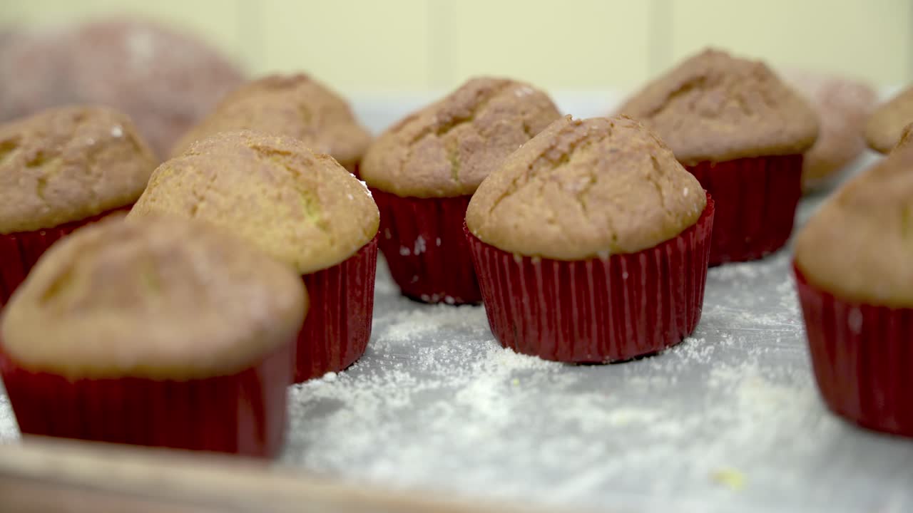 시장에서 맛있는 머핀