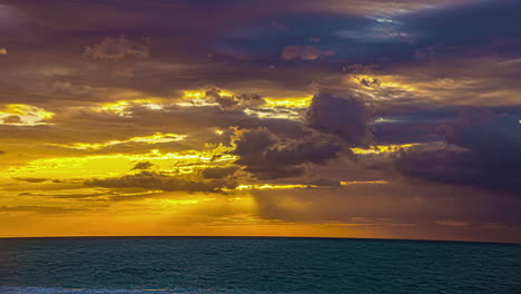 Static-view-sea-water-in-Mascali-along-the-province-of-Catania,-Italy