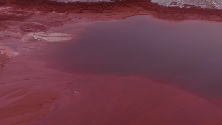 Red Artificial Lake As Cause Of Toxic Aluminum Waste