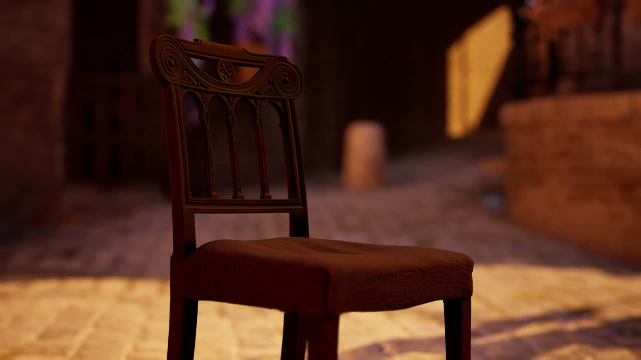 близкий взгляд на старинный деревянный стул в тускло освещенной комнате