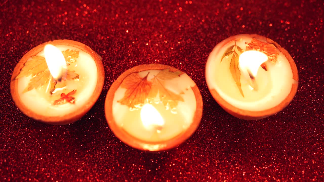 Diwali 2020 - Le fiamme delle Diya vanno di pari passo con le mascherine
