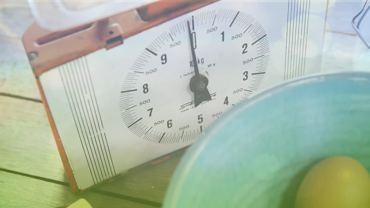 재료 위에 건강한 텍스트를 먹는 애니메이션