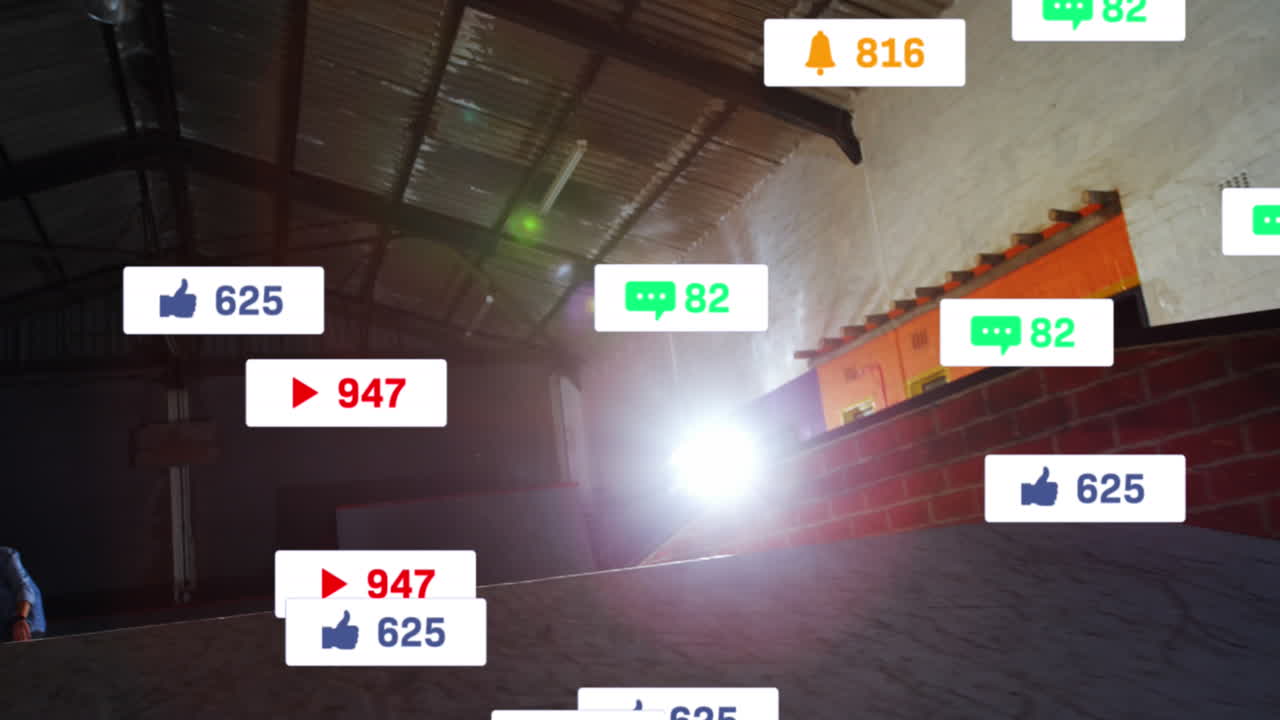 변하는 번호의 애니메이션, 알림 바에 있는 아이콘, 공원에서 스케이트를 타는 백인 스케이터