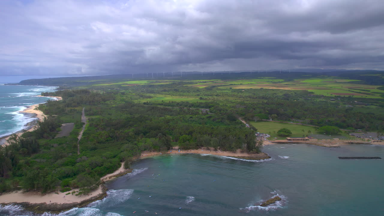 Oahu Hawaii coastline and landscape near Hale'iwa