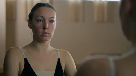 bailarín de ballet en la práctica