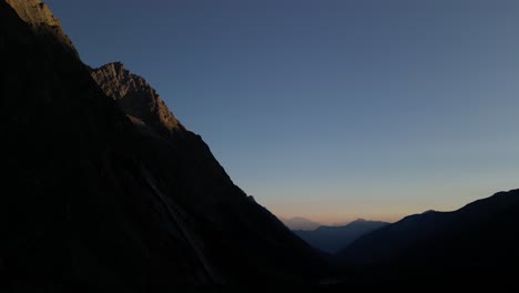 Stunning-Drone-footage-of-an-Alpine-valley-at-Sunrise