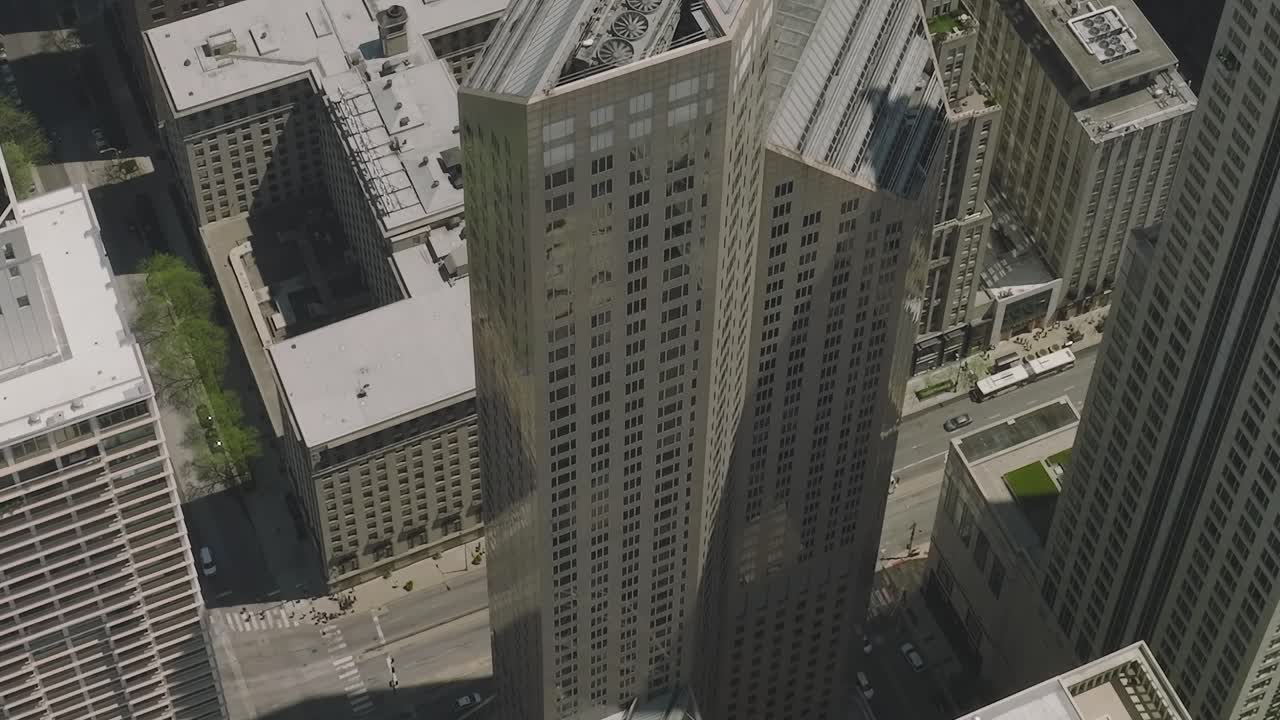 Cityscape view of Chicago's skyscrapers from above during sunny weather