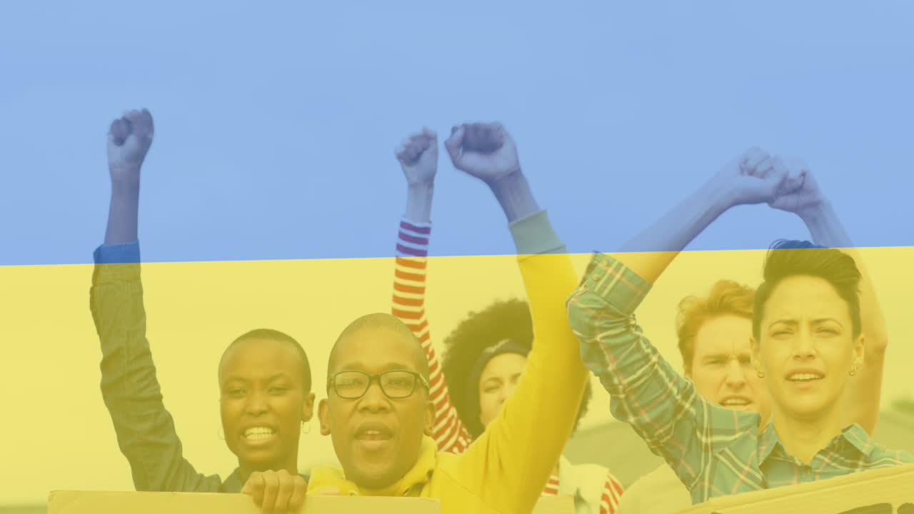 Animazione della bandiera dell'Ucraina su manifestanti diversi, donne e uomini