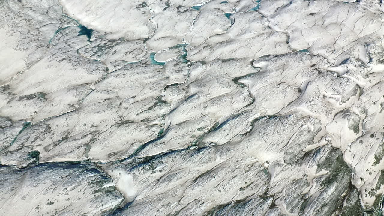 imágenes de aviones no tripulados, rakaposhi pakistán