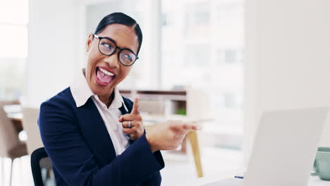 Mujer-De-Negocios,-Ganadora-Y-Celebración