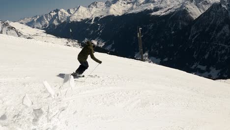 alpine skiing in beautiful mountain landscape in tyrol