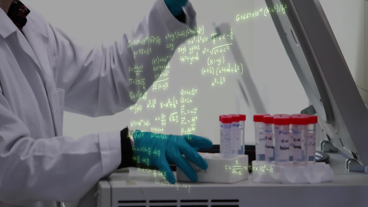 animación de ecuaciones matemáticas sobre el médico caucásico con tubos de ensayo
