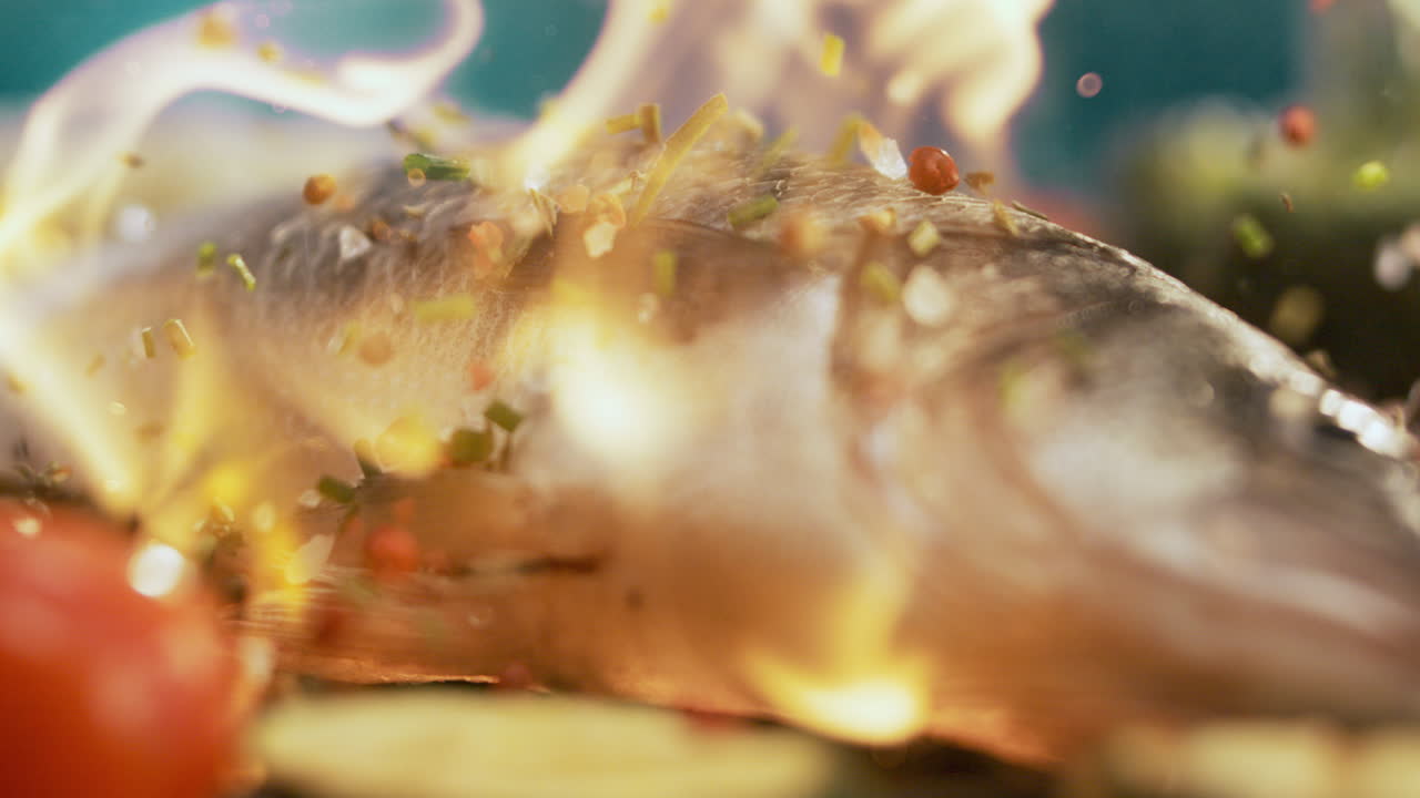 향신료와 채소와 함께 그릴 된 바다 바스