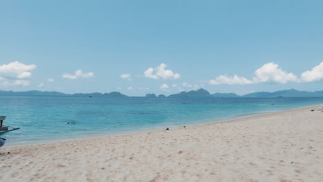 Idyllic-beach-and-pristine-turquoise-water-in-the-Philippines