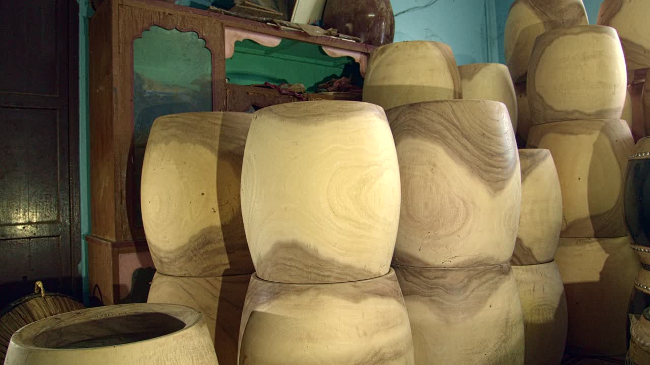 troncos que están formando un tambor