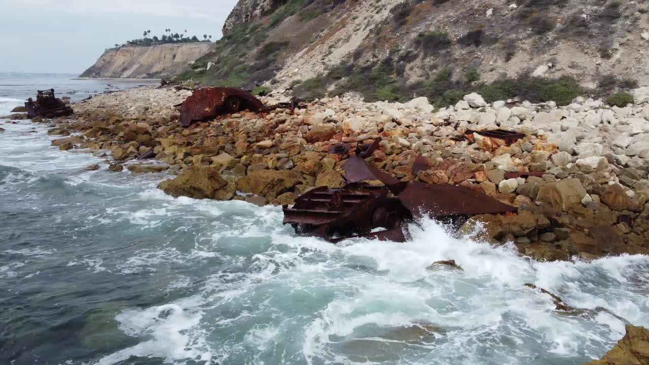 playa del naufragio por drone 4k en rancho palos verdes, california