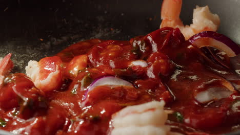 shrimp in red sauce