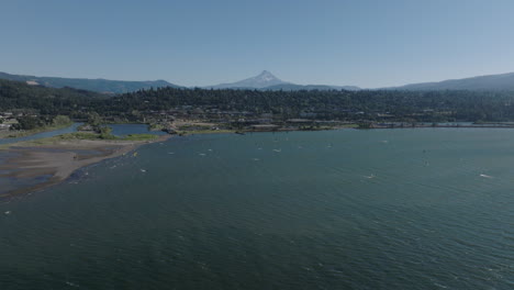 Drone-aerial-of-Hood-River,-Oregon-on-a-summer-day-1