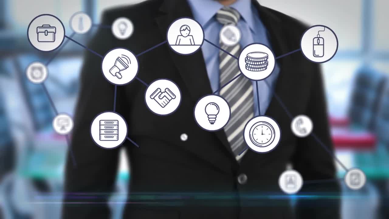 hombre de negocios usando una pantalla de interfaz futurista