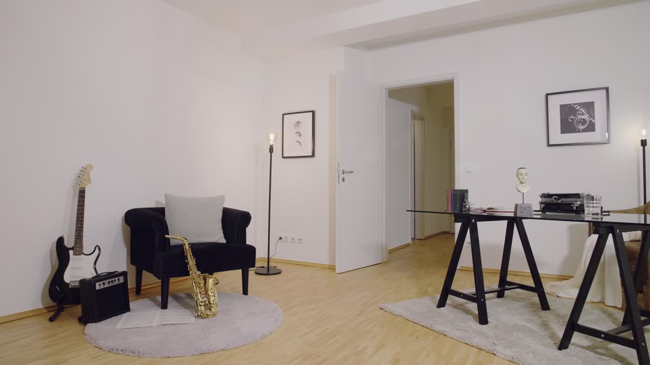 Motion controlled shot of homestaging room