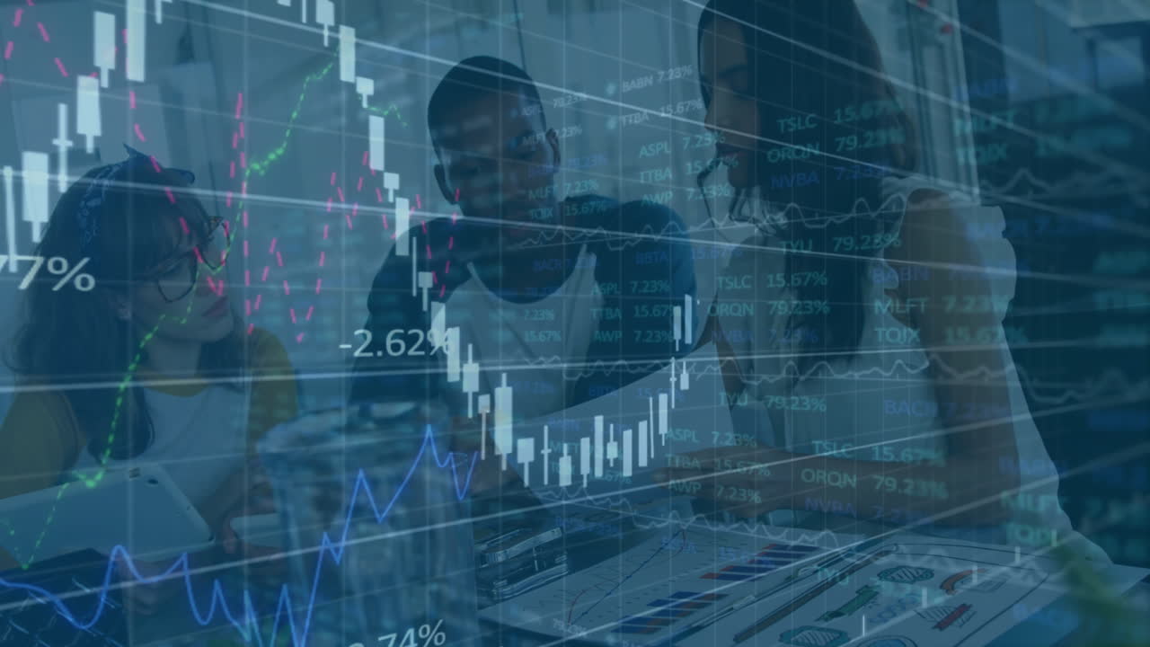 Animering av finansiell databehandling över olika kollegor som har möte på kontor