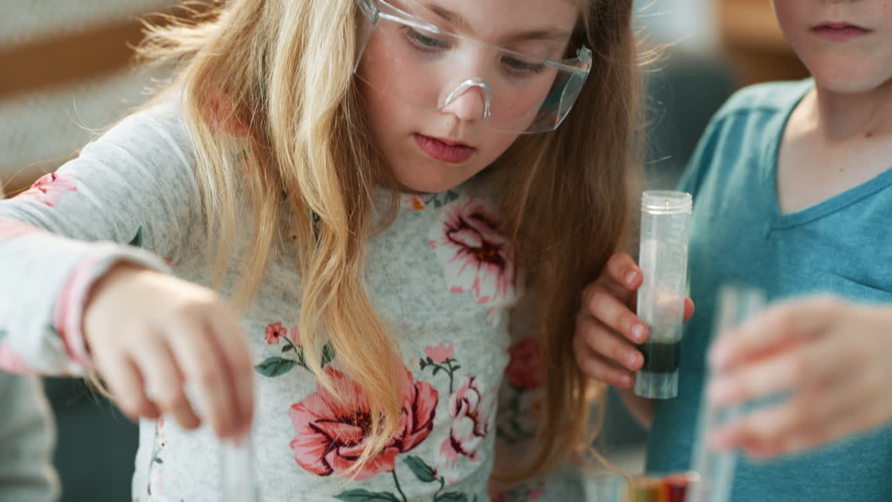 los niños son científicos nacidos.