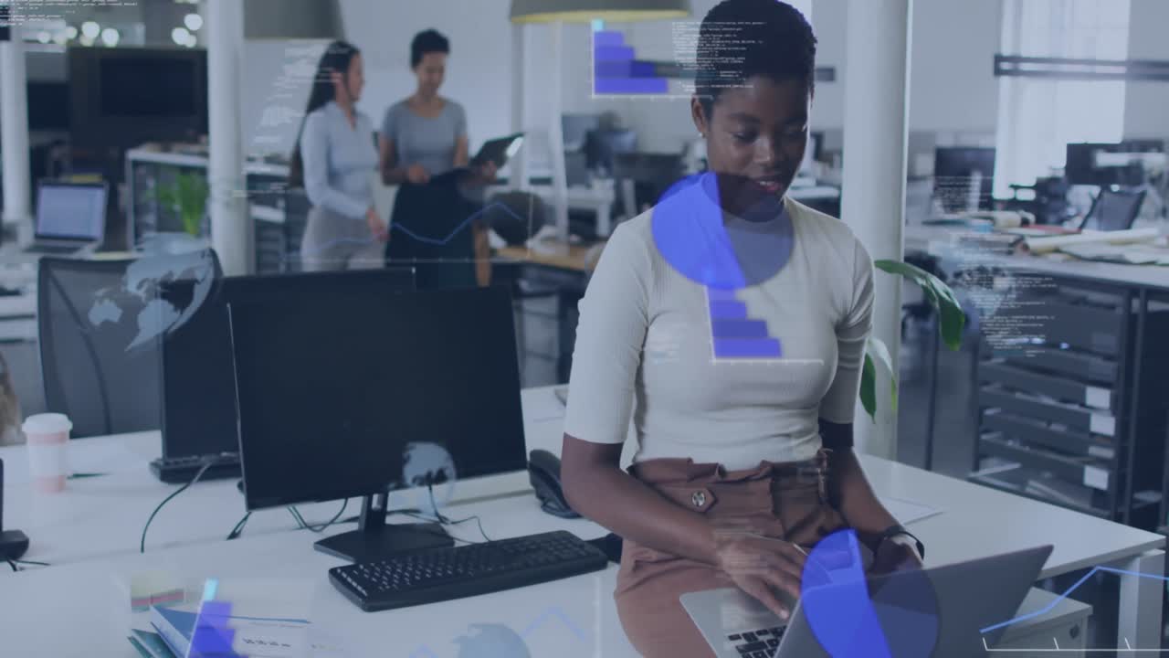 animación del procesamiento de datos sobre diversas personas de negocios en la oficina