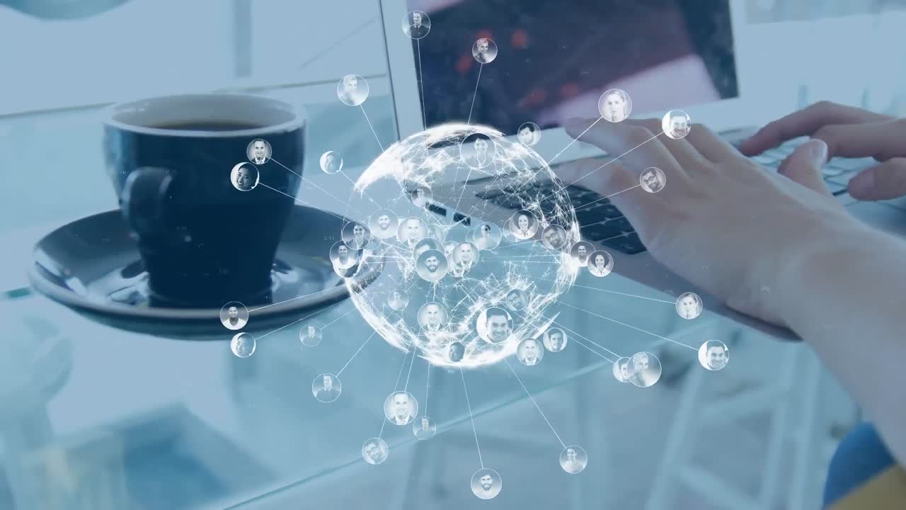 노트북을 통해 연결의 네트워크와 함께 지구의 애니메이션